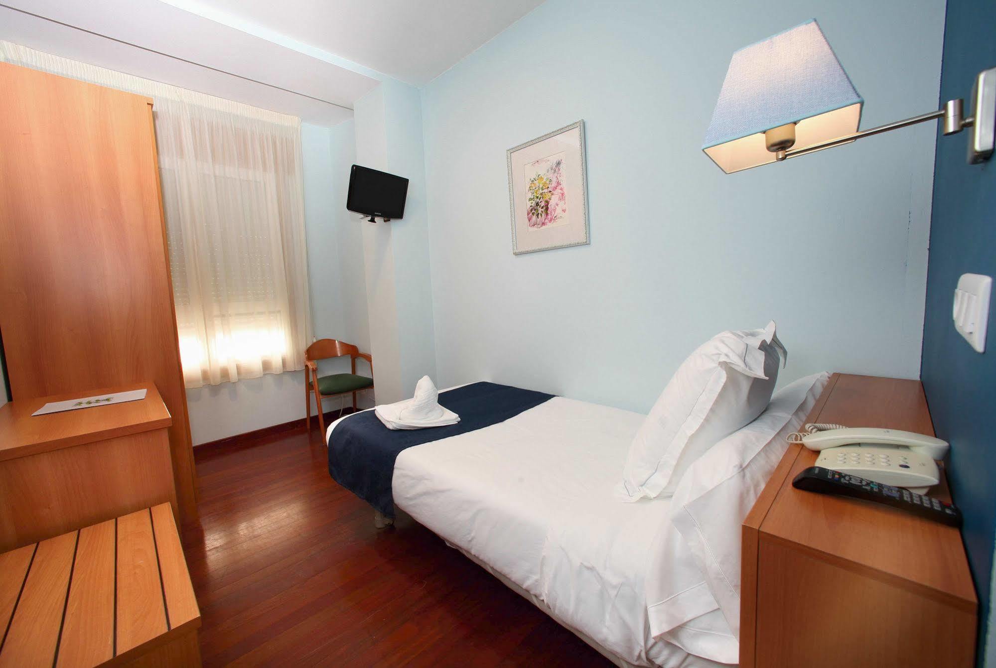 Hotel Ribeira Sacra Monforte De Lemos Extérieur photo