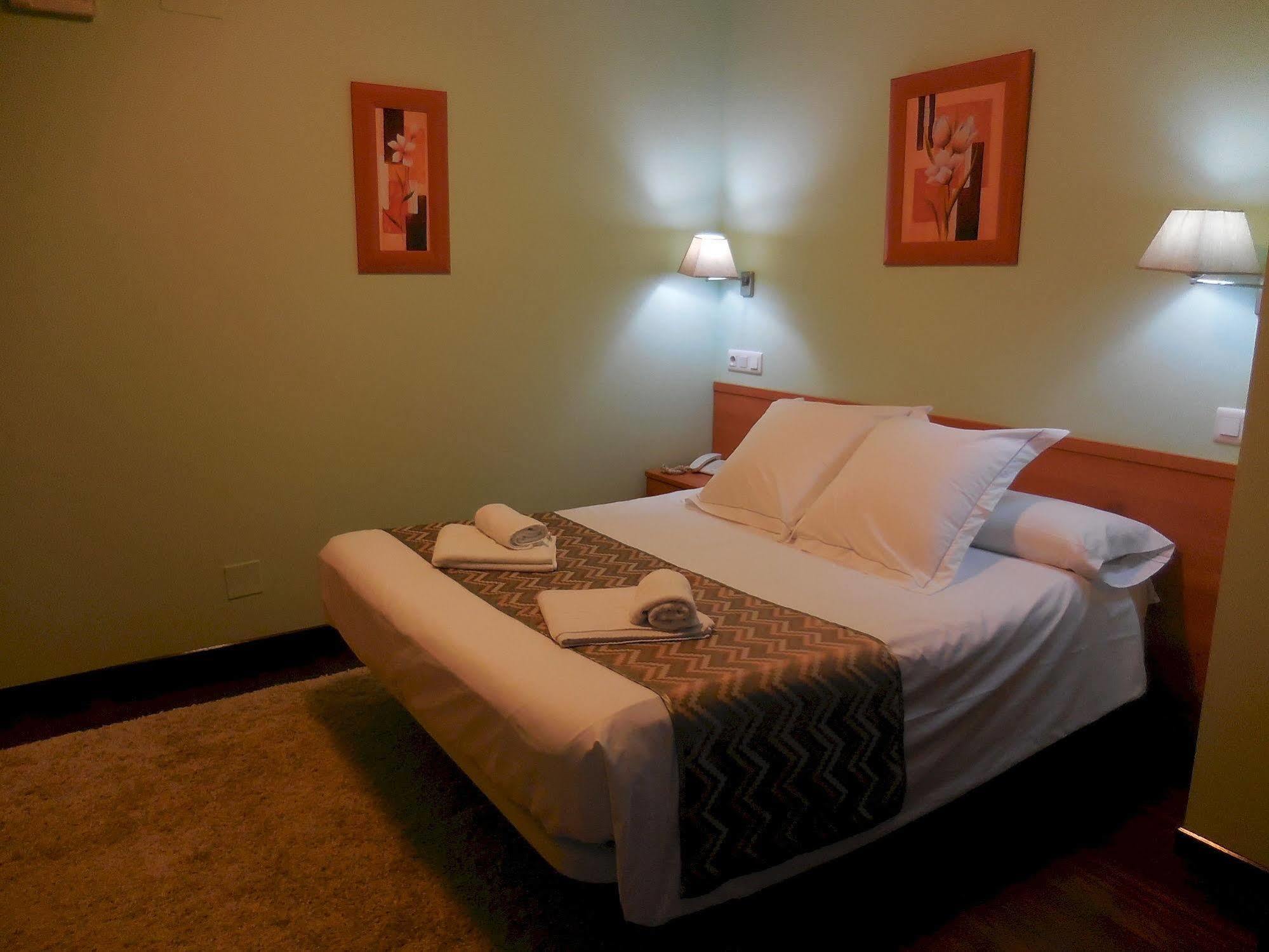 Hotel Ribeira Sacra Monforte De Lemos Extérieur photo